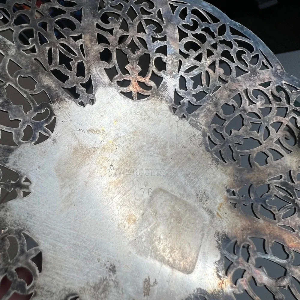 Vintage WM Rogers 76 Silver Plate Pierced Filigree Footed Trivet 6 Inch